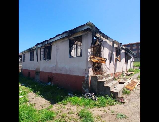 4 BEDROOM HOUSE FOR SALE IN MONTCLAIR